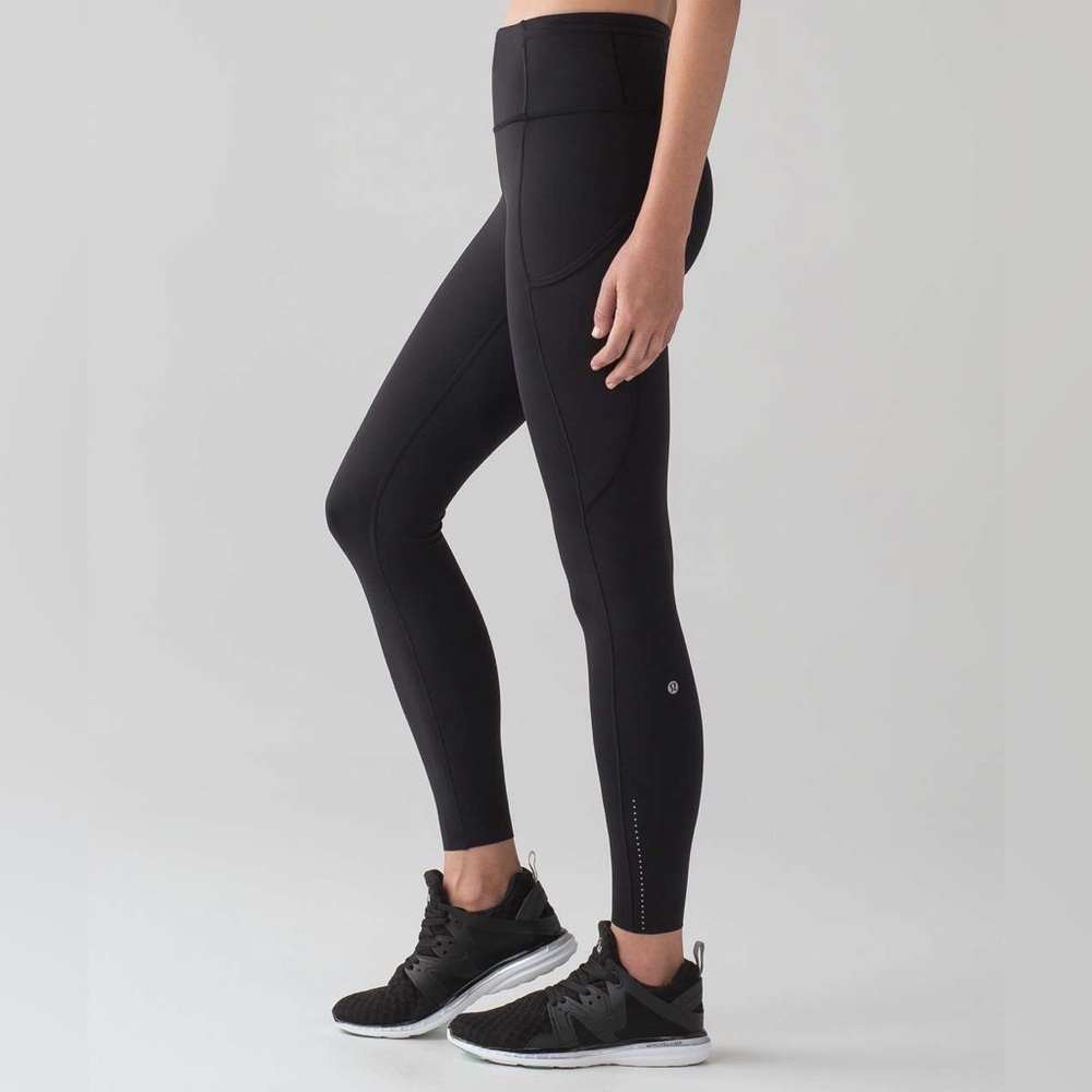 Fast and Free Reflective High-Rise Tight 25" Size 4